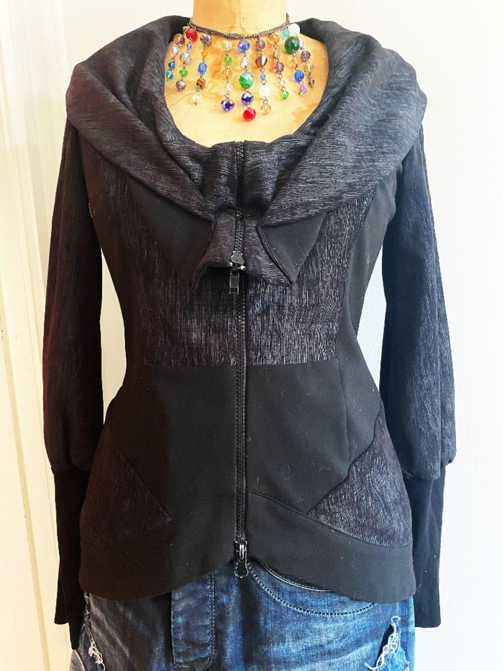 Dinh Ba black zip jacket size S